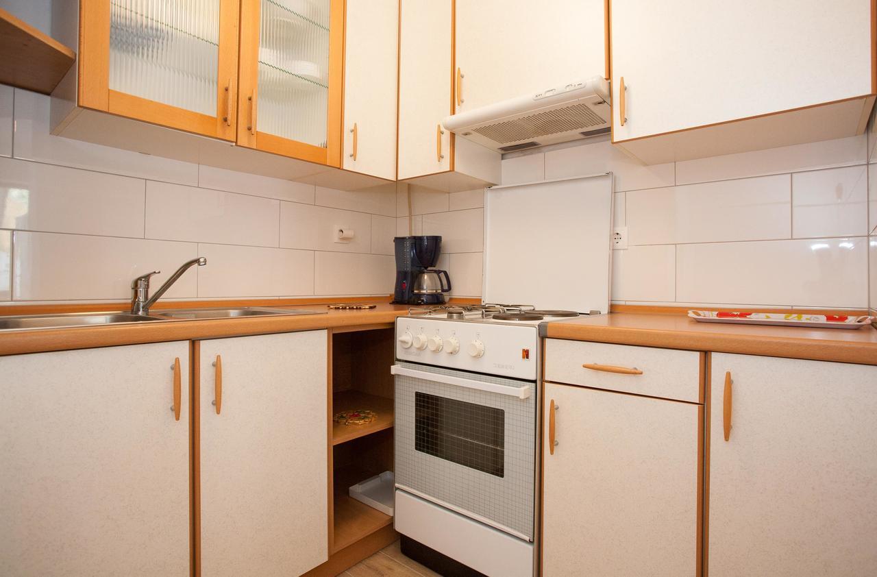 Apartment Smiljana Крк Екстер'єр фото